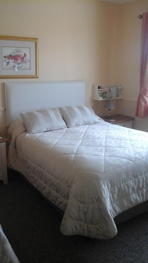 Tir Na Nog B&B Кашел Екстериор снимка